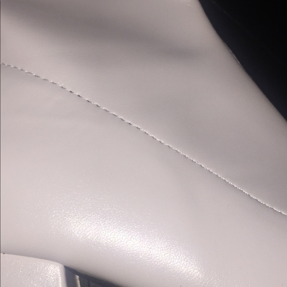 Over the knee high white faux leather gogo boots 6 - Picture 7 of 7